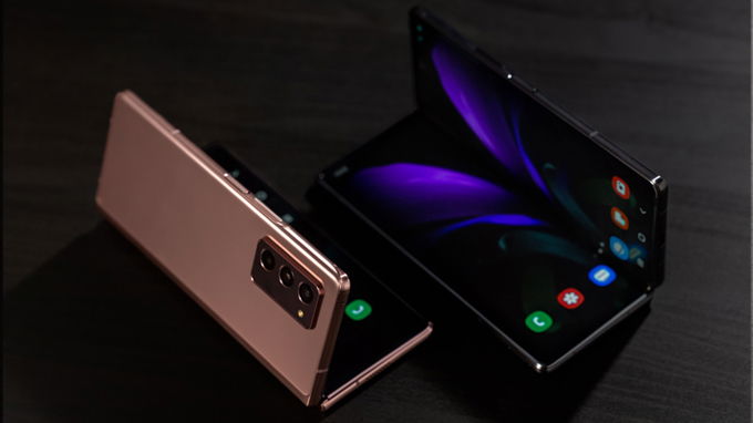 cau-hinh-galaxy-z-fold-2-xtmobile