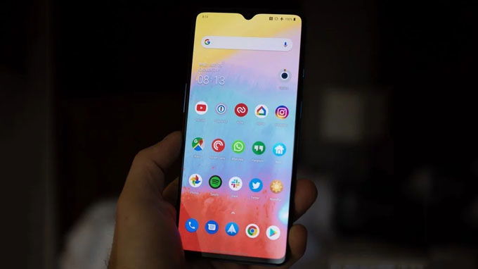 OnePlus 7T sử dụng bộ vi xử lý Snapdragon 855 Plus 