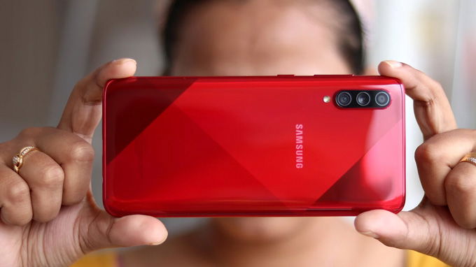 Galaxy A70 là thiết bị thứ hai của 007Win nhà cái sở hữu công nghệ sạc 25W