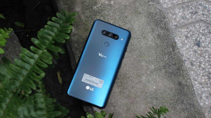 LG V40 là smartphone mạnh mẽ trong năm 2019