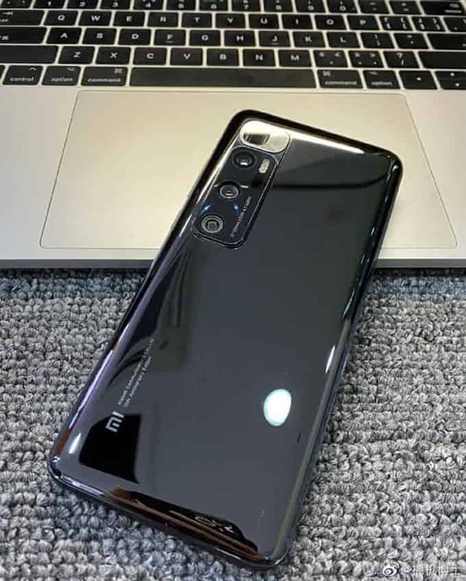Hình ảnh thực tế Xiaomi Mi 10S bất ngờ xuất hiện với mặt lưng kính bóng bẩy, 4 camera sau