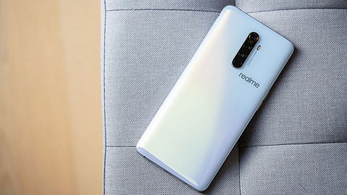 Realme X2 Pro có thiết kế trang nhã