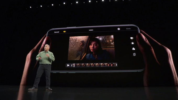 iPhone 11 Pro cũng hỗ trợ quay phim độ phân giải 4K với 60 khung hình/giây 