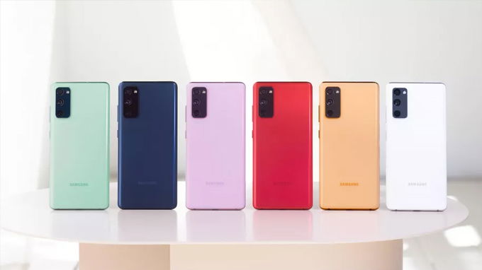 So sánh thiết kế Galaxy S20 FE