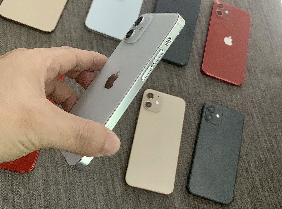 Thiết kế iPhone 12 mini 64GB được lấy cảm hứng từ ngôn ngữ thiết kế iPhone 4