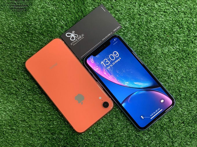 top-5-mau-smartphone-tam-trung-co-thoi-luong-pin-tot-nhat-trong-thoi-diem-hien-tai-xtmobile