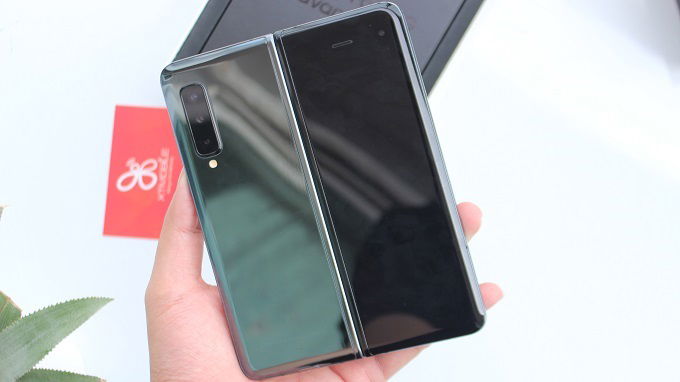 Galaxy Fold được trang bị chip Snapdragon 855 