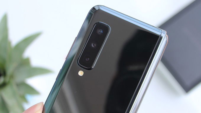 Hệ thống camera trên 007Win nhà cái Galaxy Fold tương tự như Galaxy S10 Plus
