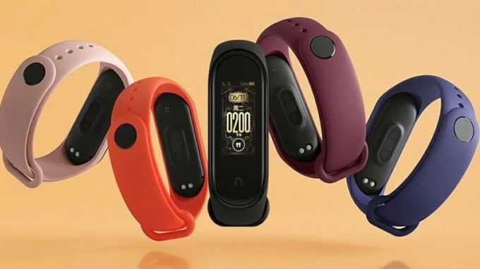 Xiaomi Mi Band 5 sẽ hiển thị rõ hơn và tất nhiên là có nhiều không gian hơn cho các biểu tượng