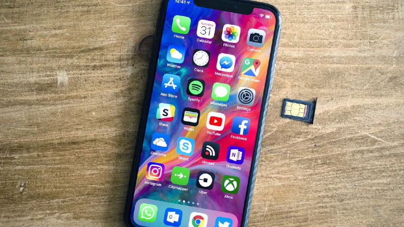iPhone là một trong những mẫu smartphone tiên phong về eSIM