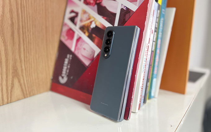 Camera Galaxy Z Fold 4 đáp ứng tốt nhu cầu chụp ảnh