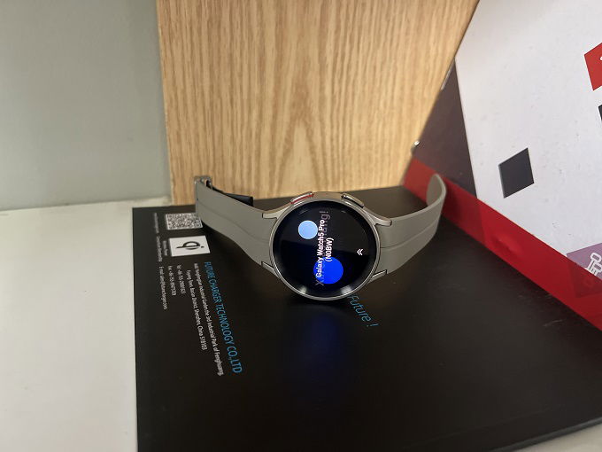Galaxy Watch 5 và Watch 5 Pro cùng chạy trên một con chip nên hiệu năng là tương đương