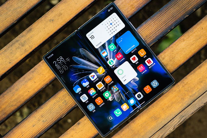 Xiaomi MIX Fold 2 gần như không thấy nếp gấp App 007Win hỗ trợ đa dạng nền tảng