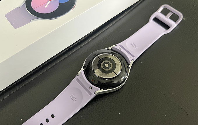 Galaxy Watch 5 mang đến thời lượng pin tốt hơn thế hệ tiền nhiệm