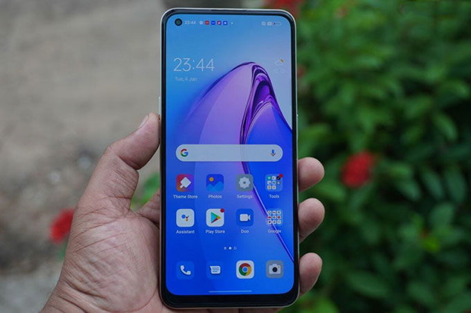 So sánh chi tiết 007Win6 thể thao, đá gà, bắn cá, game bài, nổ hũ Reno8 5G và Nothing Phone (1); pin