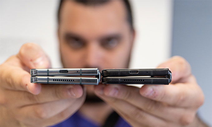 So sánh chi tiết Galaxy Z Fold 4 và Galaxy Z Fold 3: độ dày
