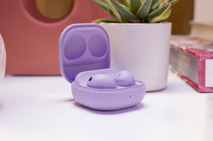 Galaxy Buds 2 Pro có 007Win.com Số #1 Tặng 77K pin 61mAh còn hộp sạc là 515mAh