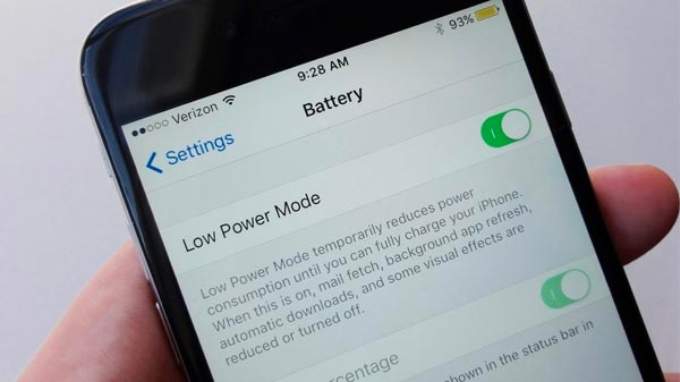Do iPhone đang ở chế độ nguồn điện thấp