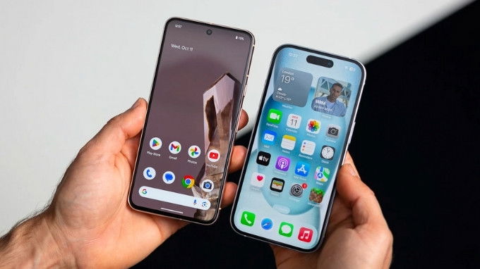 iPhone 15 chỉ có tần số quét 60Hz, tuy nhiên vẫn hiển thị tốt ngang Pixel 8