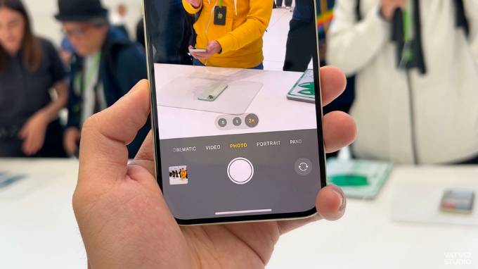 iPhone 15 được bổ sung thêm camera telephoto 2X