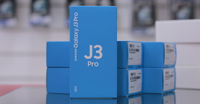 galaxy-j3-pro-vuot-mat-san-pham-thuoc-phan-khuc-tam-trung33