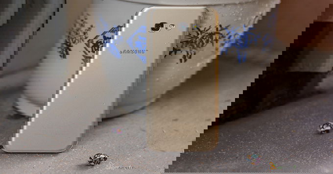 6-smartphone-samsung-khuyen-mai-lon-thang-9-khong-nen-bo-qua4