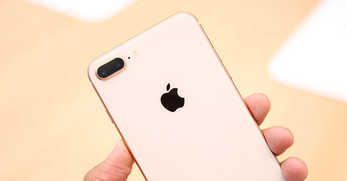 iphone-88-plus-va-iphone-x-vua-ra-mat-co-sanh-duoc-voi-note-8-