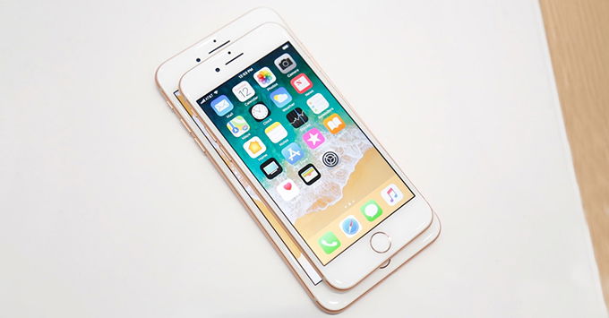 iphone-88-plus-va-iphone-x-vua-ra-mat-co-sanh-duoc-voi-note-8-8