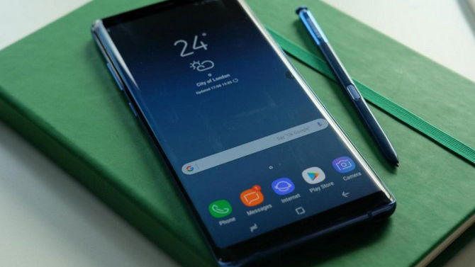 but-s-pen-tren-galaxy-note8-XTMobile