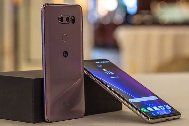thong-so-lg-v30-cu-o-thoi-diem-hien-tai-xtmobile