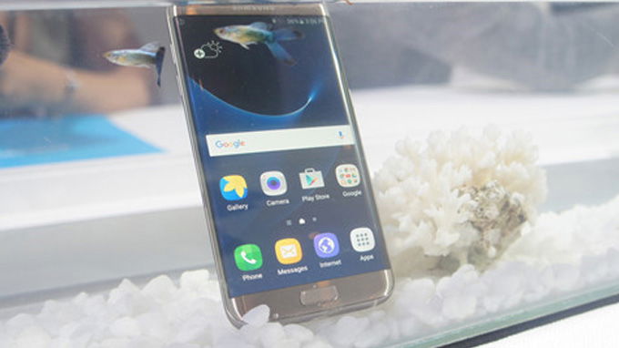 Đanh-gia-Galaxy-S7-chinh-hang-co-hoan-hao-o-hien-tai-007WIN