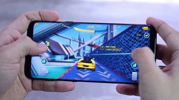 galaxy-s8-plus-ban-han-hieu-nang-xtmobile-min