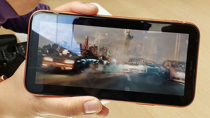 gaming-iphone-xr-xtmobile