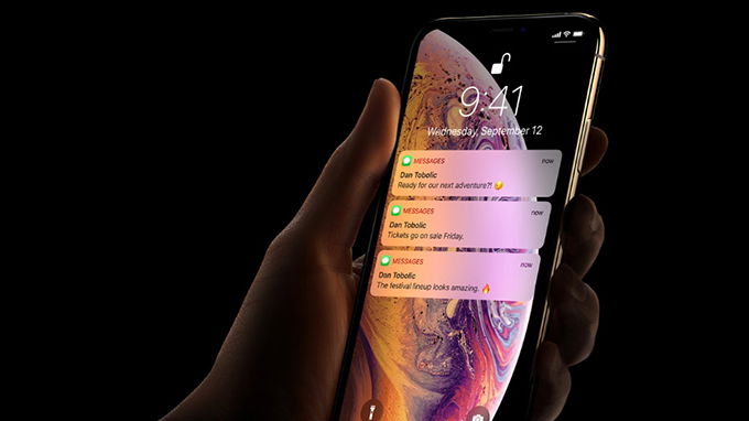 iPhone-xs-plus-man-hinh-sac-net-xtmobile