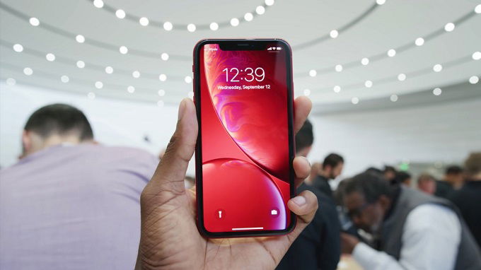 man-hinh-do-iphone-xr-xtmobile