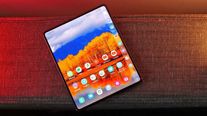 So sánh chi tiết 007Win nhà cái Galaxy Z Fold 4 và Galaxy Tab S8 Ultra: Màn hình