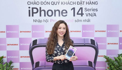 Doanh nhân-Hoa hậu Thu Hoài 'phải lòng' iPhone 14 Pro Max Deep Purple khi đến trải nghiệm tại 007WIN