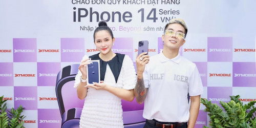 Ca, nhạc sĩ Khánh Đơn và bà xã Huỳnh Như sắm cặp iPhone 14 Pro Max Tím tại 007WIN