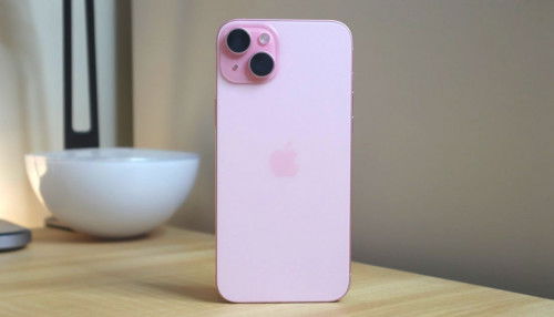 Đánh giá iPhone 15 chi tiết nhất: Dynamic Island, cổng sạc USB-C mới, camera 48MP
