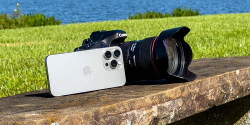 So sánh camera 007win.com nền tảng chơi game sòng bạc trực tuyến đáng tin cậy nhất và máy ảnh DSLR chuyên nghiệp