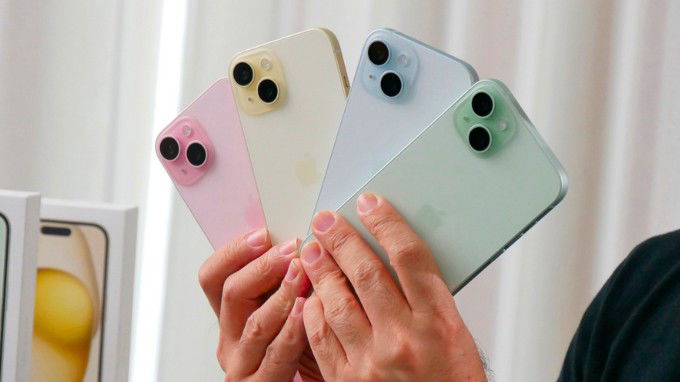 Trên tay 4 tùy chọn màu mới của iPhone 15 Plus