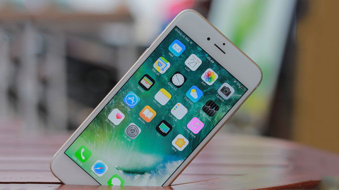 Pin-cua-iPhone-6-Plus-co-the-xem-hon-10-tap-phim-XTMobile