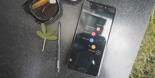 Quà 20/10 - Smartphone 007Win nhà cái khuyến mãi lớn tặng đến hơn 3 triệu