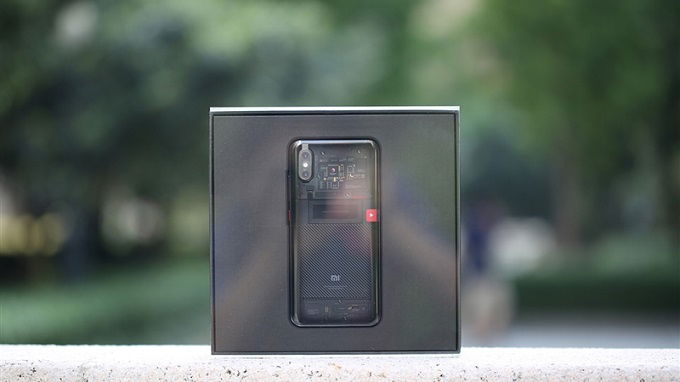 full-box-mi-8-explorer-edition-xtmobile