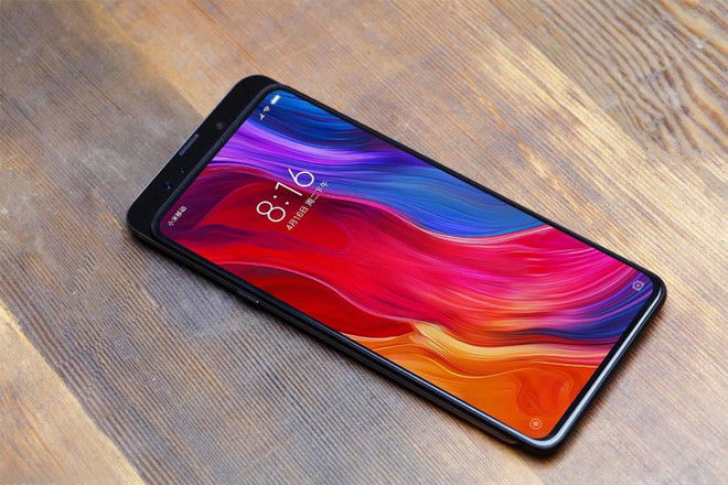lo-anh-tren-tay-xiaomi-mi-mix-3-thiet-ke-mong-camera-truot-doc-dao-007WIN