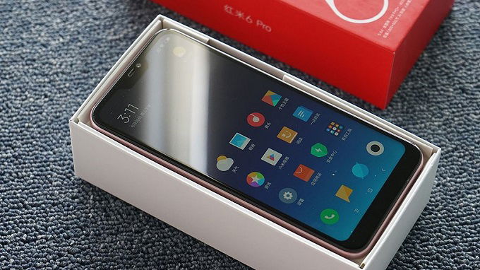 mat-truoc-redmi-6-pro-xtmobile