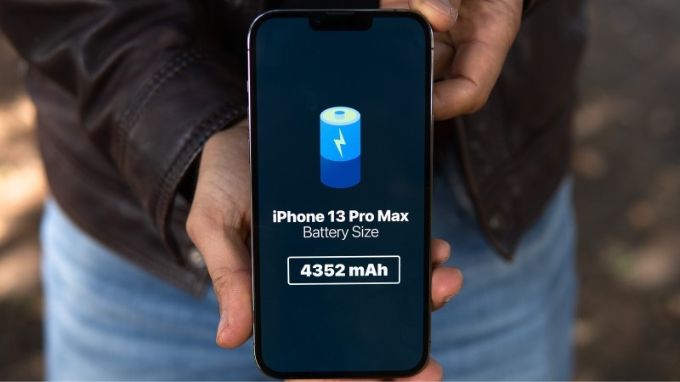 Dung lượng iPhone 13 Pro Max là bao nhiêu mAh?