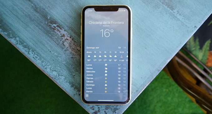 iPhone SE 4 sẽ sử dụng thiết kế từ iPhone XR thay vì là iPhone X