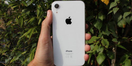 iPhone 16E rò rỉ thông tin về thiết kế: Được nâng cấp với Face ID?
