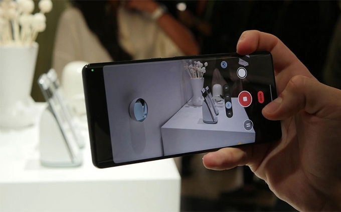 Pixel 7 của Google được nâng cấp khả năng lấy nét theo pha.